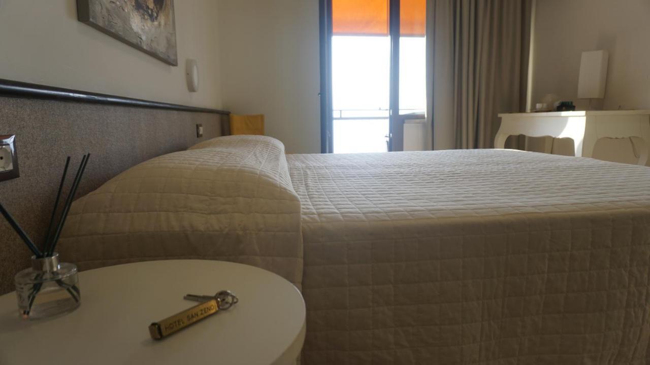 Hotel San Zeno San Zeno di Montagna Exteriör bild