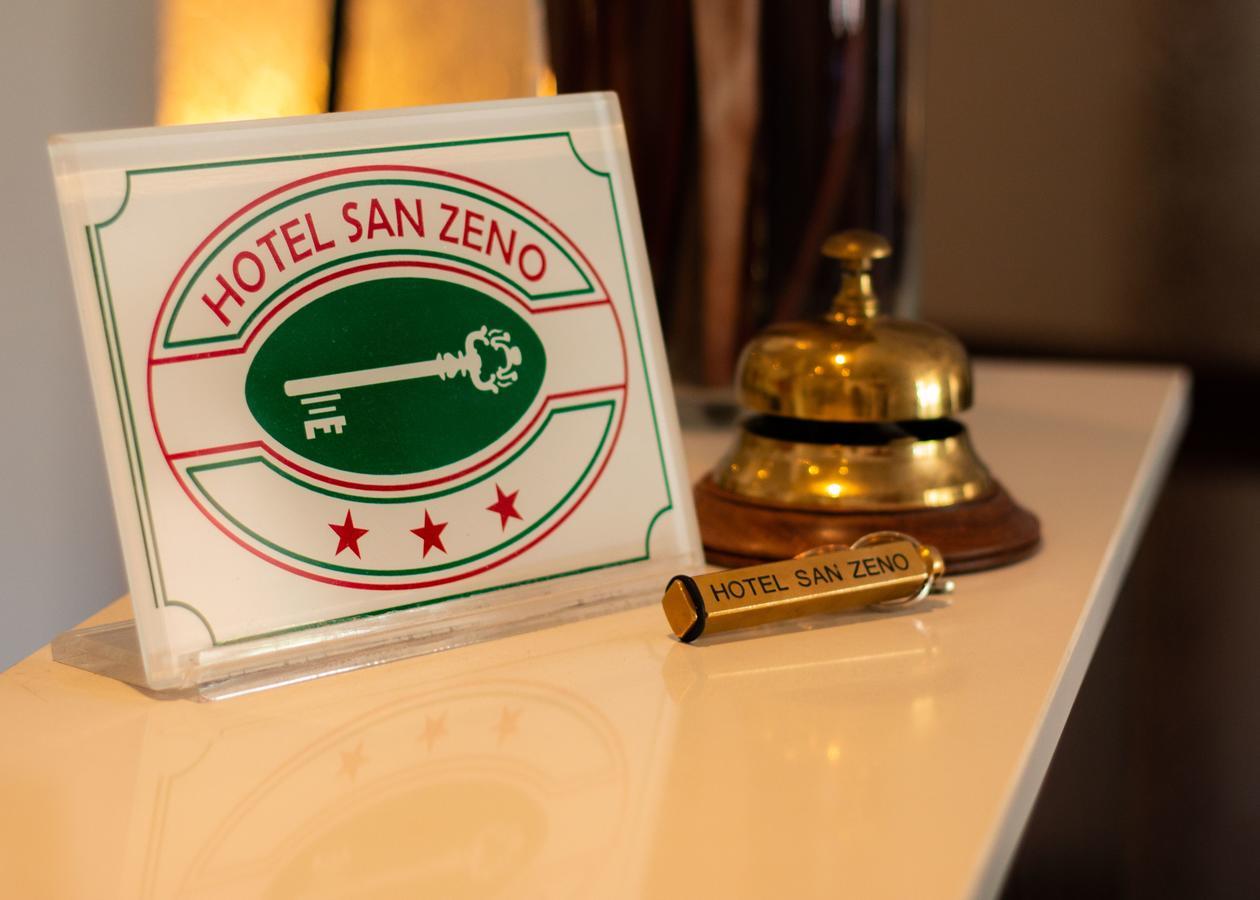 Hotel San Zeno San Zeno di Montagna Exteriör bild